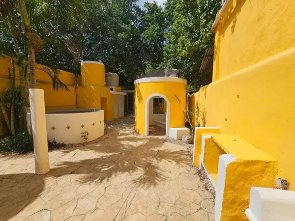Casa Colonial con Alberca en Venta, Ubicada en el Centro de Mérida Yucatán. — foto 1 de 17