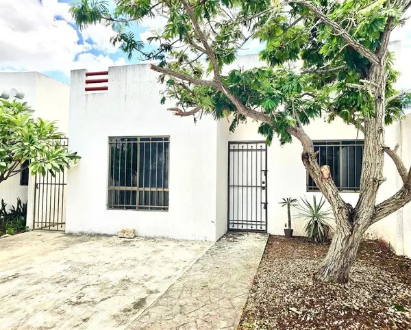 Se Renta Casa de Una Planta en el Fraccionamiento las Americas Ii — foto 1 de 11