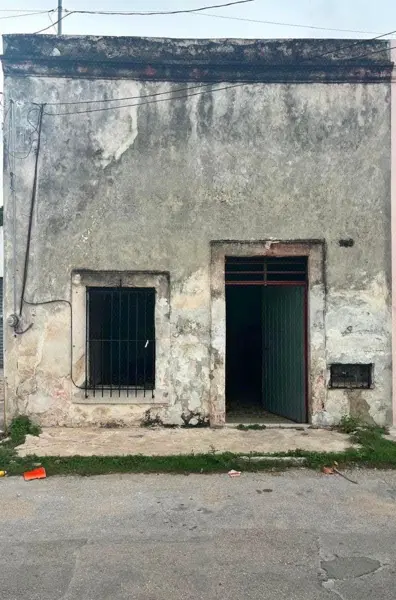 Casa en Venta Ideal para Remodelar, Ubicada en el Centro de Mérida la Ermita — foto 1 de 9