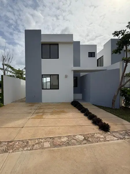 Casas en venta en exclusiva privada de Ciudad Caucel Mérida Yucatán. — foto 1 de 14