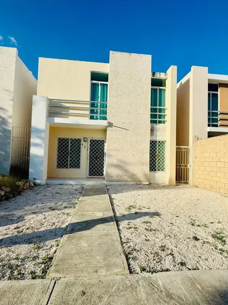 Casa en Renta Semiamueblada en Cd. Caucel, Yucatán. — foto 1 de 14