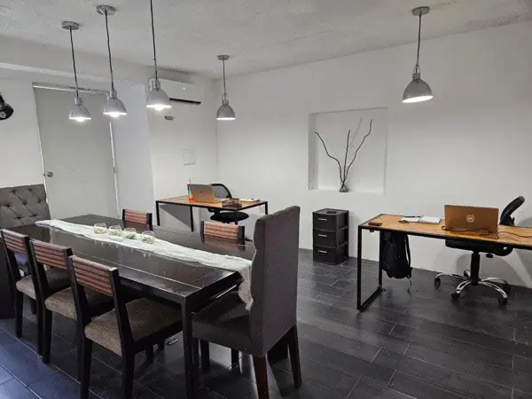 Oficina en Renta – Casa Equipada en Mérida, Yucatán Colonia San Damián — foto 1 de 9