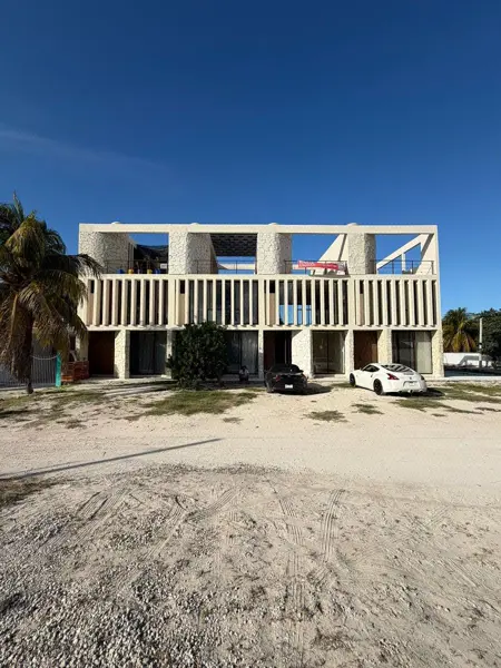Última Villa en Venta a 2 Cuadras de la Playa de Chelem Puerto, Yucatán — foto 1 de 13