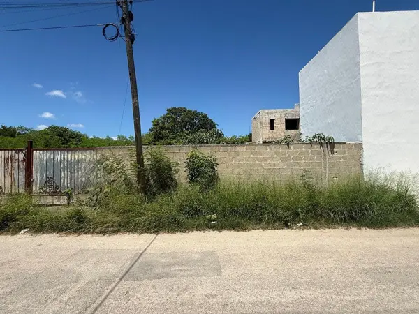 Terreno en venta en Chichi Suarez, Mérida — foto 2 de 5