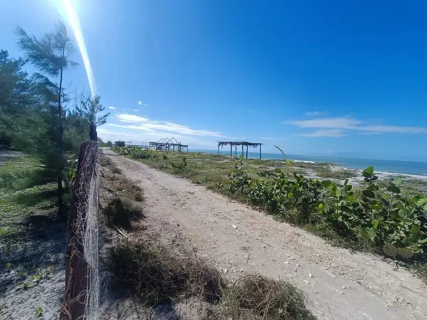 Excelente Terreno en Venta de 963.15 M2 en Campeche — foto 1 de 9