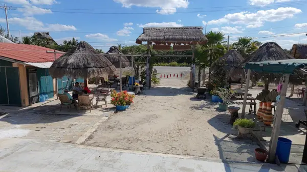 Terreno en venta en Chelem, Yucatán a 300 metros del mar. — foto 1 de 6
