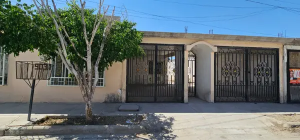 Casa en renta Semi amueblada, Sol de Oriente, Torreón Coahuila — foto 1 de 15