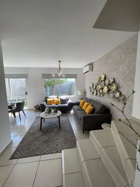 Casa en venta en Triana, Saltillo — foto 2 de 16