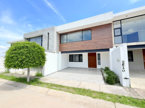 Casa en venta en La Foresta, León — foto 3 de 15