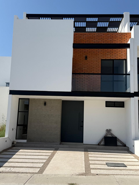 Casa en Zákia, El Marqués, Querétaro — foto 1 de 32