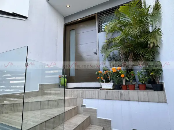 Casa en venta en Misión Cumbres 2 Sector, Monterrey — foto 2 de 26