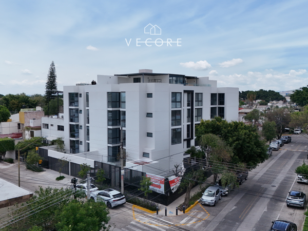 Departamento en Venta en Planta Baja, Jardines del Bosque, Guadalajara — foto 1 de 16