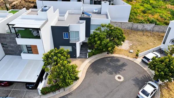 Casa en venta en El Condado, Corregidora — foto 2 de 40