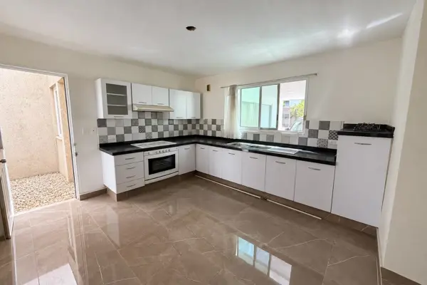 Casa en venta en Altabrisa, Mérida — foto 2 de 10