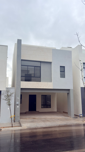 Casa en Renta en Verania Residencial, Cumbres | $23,000 Mxn — foto 1 de 29