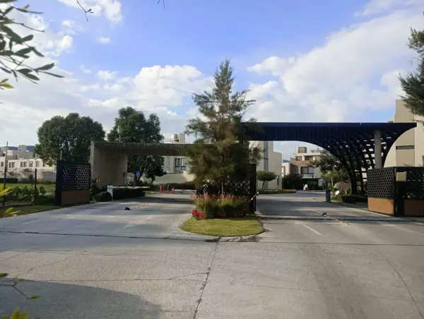 Oportunidad en Remate: Casa en Villas Santa Sofía, Tlajomulco de Zúñiga MM8011 — foto 1 de 18