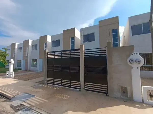 Casa en Renta en Caucel Piedra Norte — foto 1 de 11