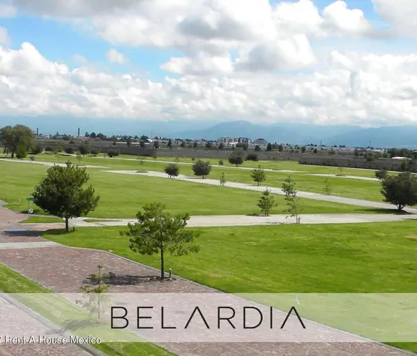 Terreno en Venta en Metepec,Llano Grande. ZG 24-635 — foto 1 de 19