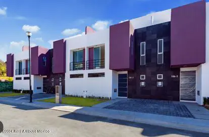 Casa en Venta en San Miguel Zinacantepec GIS 26-2024 — foto 1 de 21