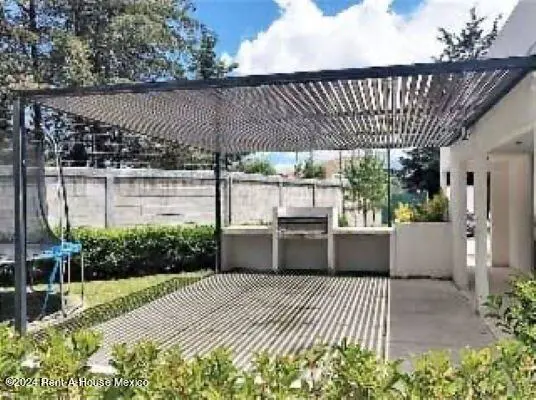Casa en Venta en Zinacantepec San Miguel Zinacantepec ZG 26-2024 — foto 1 de 20