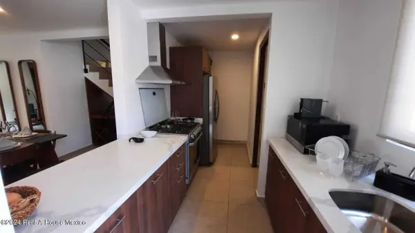 Casa en venta en Miguel Hidalgo, Tláhuac — foto 2 de 31