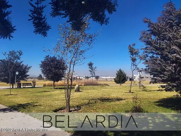 Terreno en venta en Llano Grande, Metepec — foto 3 de 17