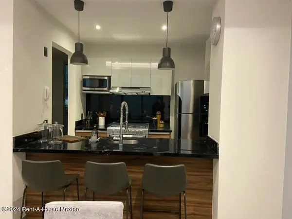 Casa en venta en Cuajimalpa, Cuajimalpa de Morelos — foto 2 de 52