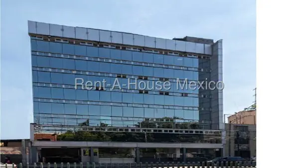 Edificio en renta en San Miguel Chapultepec, Miguel Hidalgo — foto 2 de 31