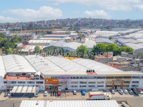 Bodega comercial en Urbina 70, Parque Industrial, 53460 Naucalpan de Juárez, Méx. AH25-2509 — foto 1 de 12