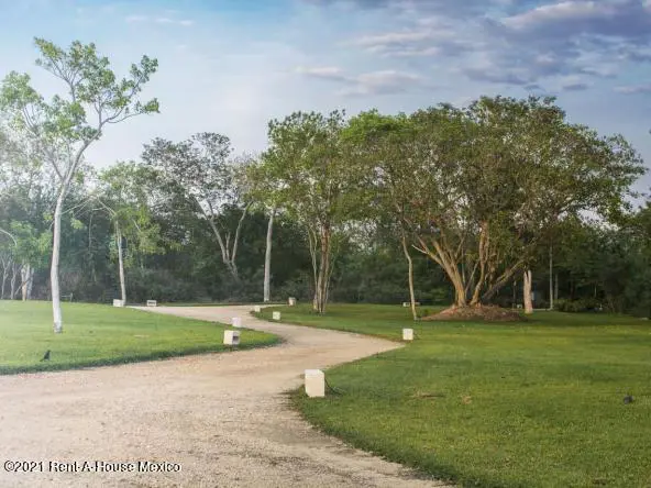 Terreno en venta en Fraccionamiento Cabo Norte, Mérida — foto 3 de 21