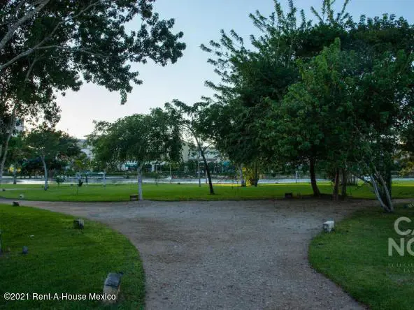 Terreno en Venta en Cabo Norte , Mérida JL 25-1549. — foto 1 de 21