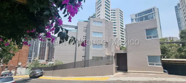 PH en venta en Hacienda de las Palmas RG 26-960 — foto 1 de 43