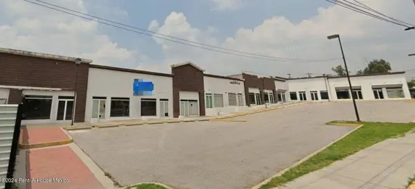 Local Comercial en Renta en Calle Paseo del Rey, Huehuetoca RU 24-3751. — foto 1 de 12
