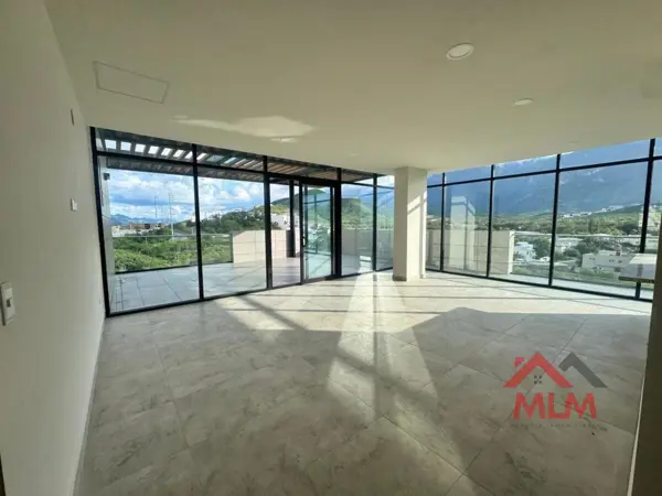 Departamento en Venta en La Rioja (Carretera Nacional), Monterrey, N.L. — foto 1 de 18