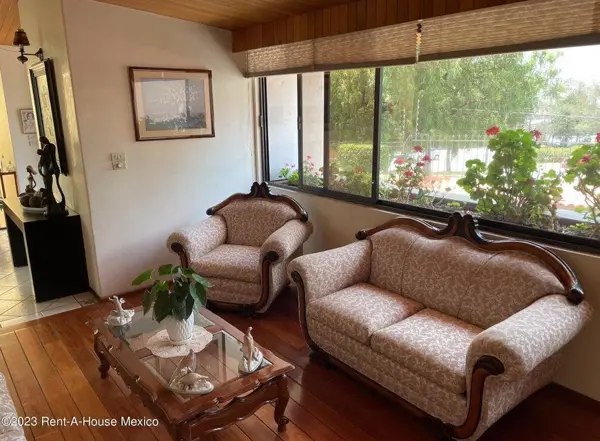 Casa en venta en Ciudad Satelite, Naucalpan de Juárez — foto 1 de 26