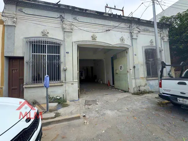 Casa en venta en el Centro de Monterrey N.L — foto 1 de 35
