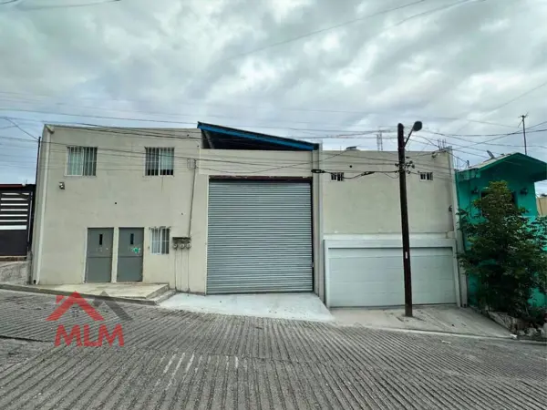 Renta Bodega Industrial en la Independencia — foto 1 de 10