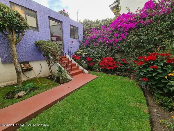 Casa en venta en Rincon del Pedregal, Tlalpan — foto 2 de 14