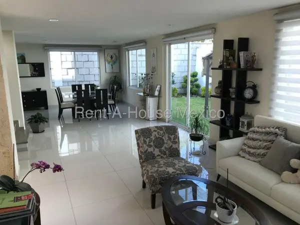 Casa en venta en Llano Grande, Metepec — foto 1 de 29