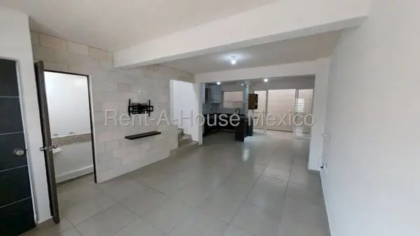 Casa en Venta en Calle Hacienda Magnolias, Villas Xaltipa RU 26-738. — foto 1 de 21
