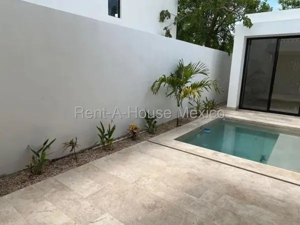 Casa en Venta en Conkal, Conkal JL 26-765. — foto 1 de 12