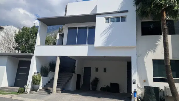 Casa en renta Colinas del Valle — foto 1 de 41
