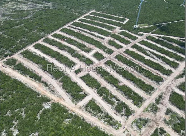 Terreno en Venta en Chicxulub Pueblo, Chicxulub MA 26-836. — foto 1 de 12