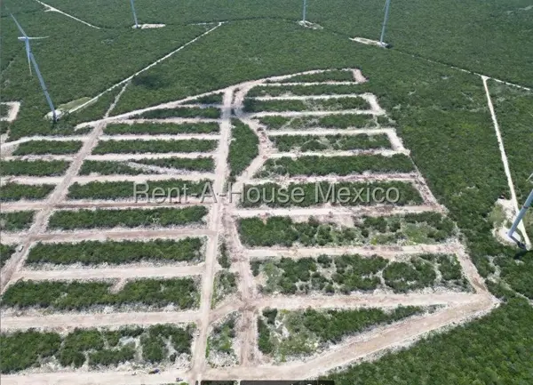 Terreno en venta en Pueblo Chicxulub Puerto, Progreso — foto 3 de 12