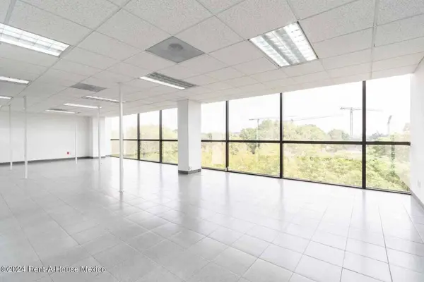 Oficina en Renta en Boulevard Anillo periférico, Santa Maria Tepepan RU 24-2368. — foto 1 de 12