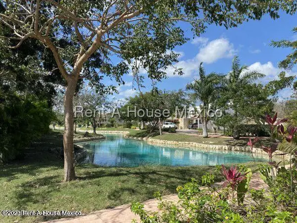 Terreno en Venta en Merida , Santa Maria Yaxche MA 25-3200. — foto 1 de 14