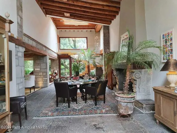 Casa en venta en Paseo de las Lomas, Álvaro Obregón — foto 2 de 16