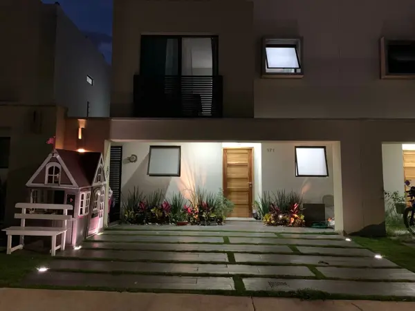Casa en venta en Adamar, Tlajomulco de Zúñiga — foto 2 de 8