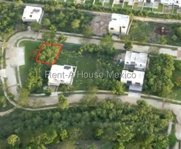 Terreno en venta en Fraccionamiento Cabo Norte, Mérida — foto 2 de 12