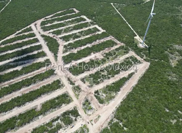 Terreno en Venta en Chicxulub Pueblo, Chicxulub MA 26-884. — foto 1 de 12
